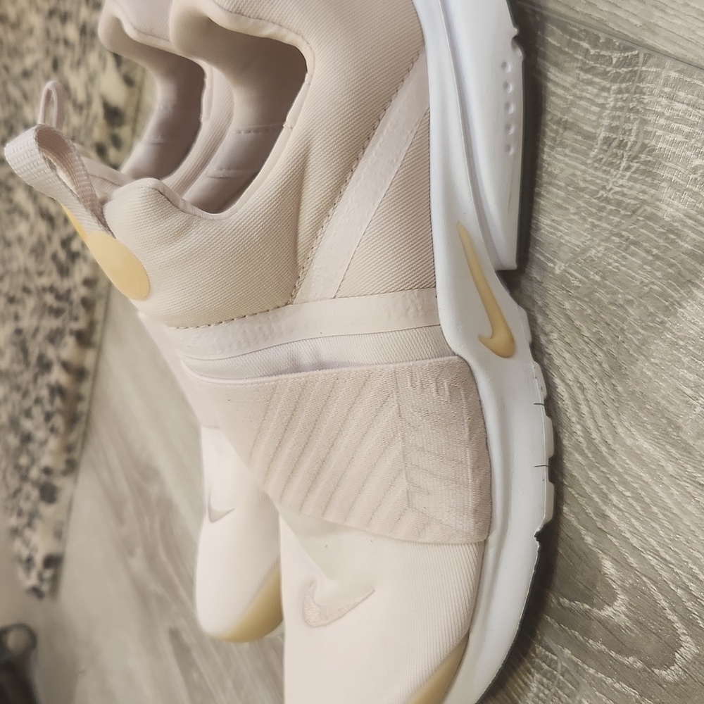 Nike Women's Beige Slip-On Sneakers